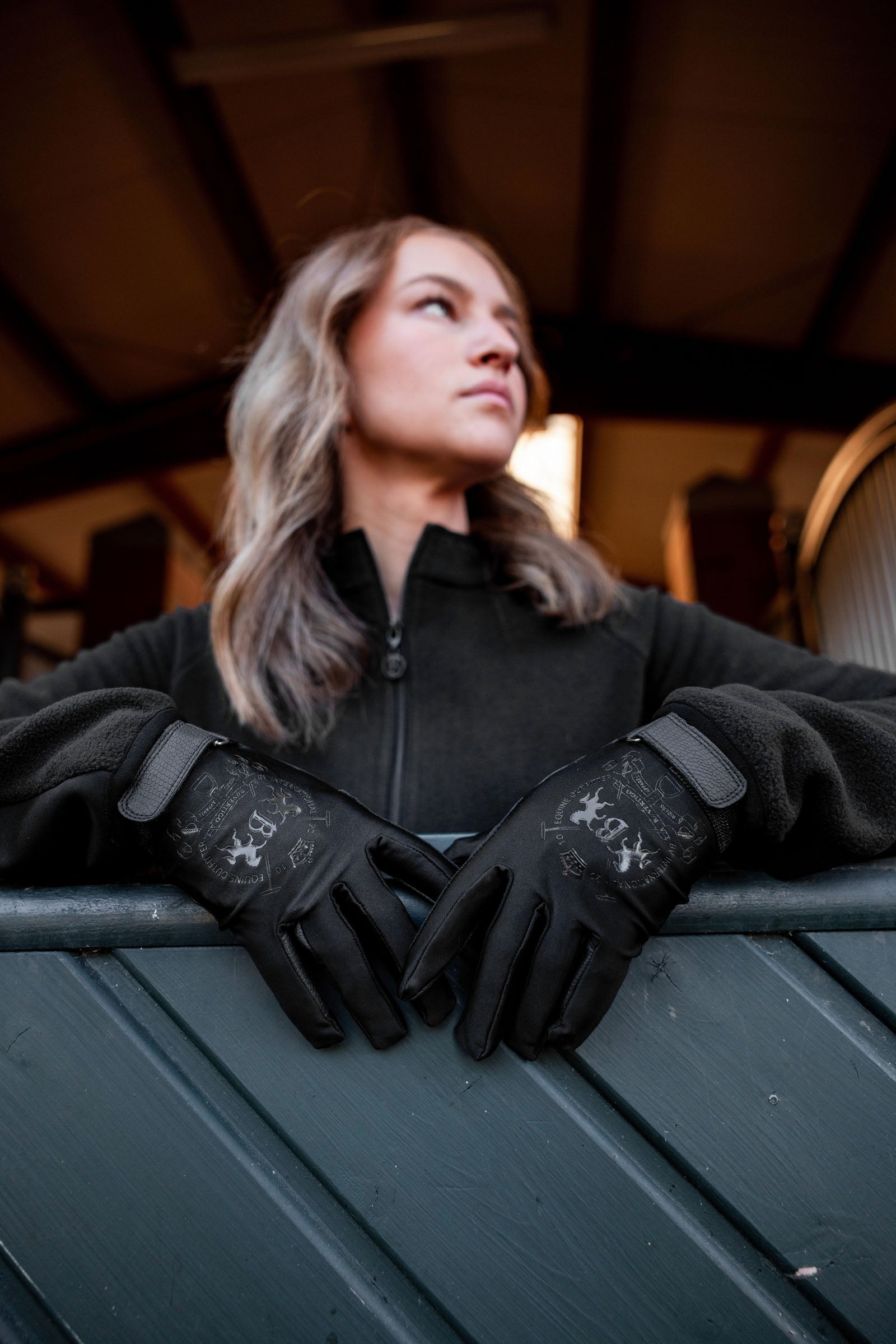 B Vertigo Laia Women's Riding Gloves with Logo Print Riding Gloves