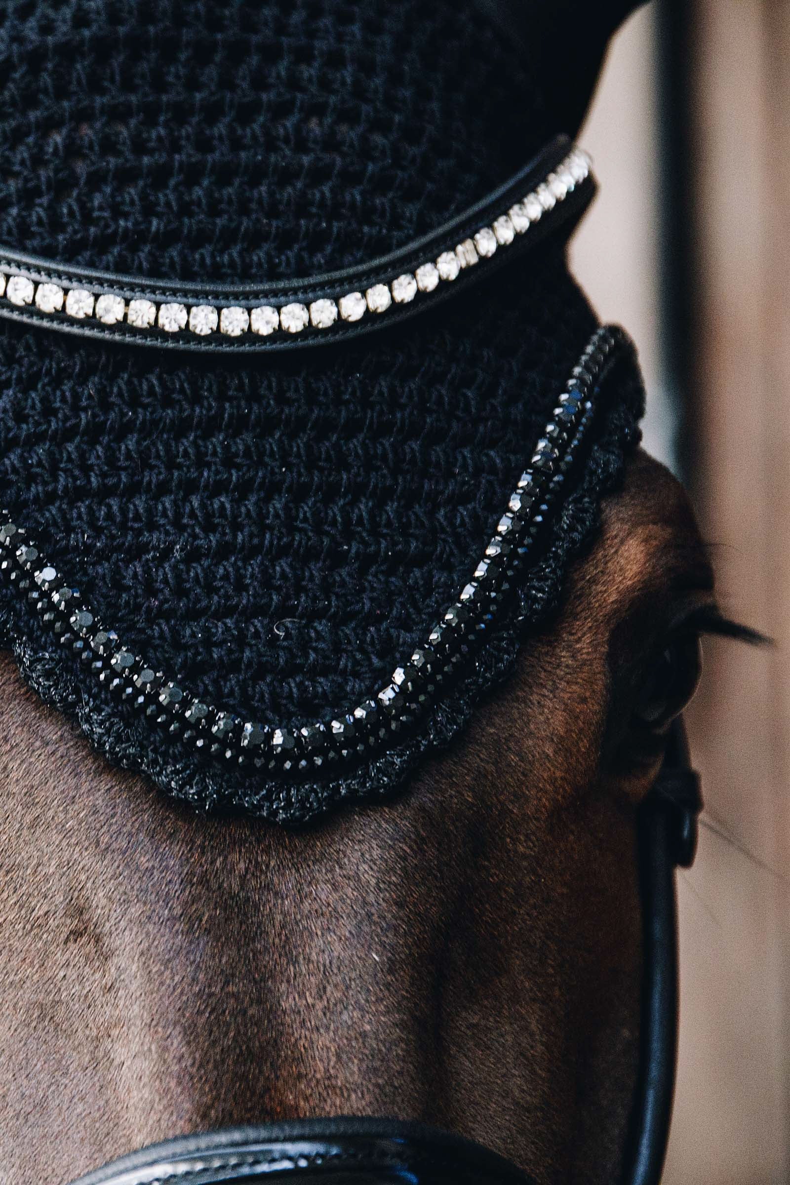 Kentucky Horsewear Fly Veil Long Stone & Pearl Soundless Saddle Pads