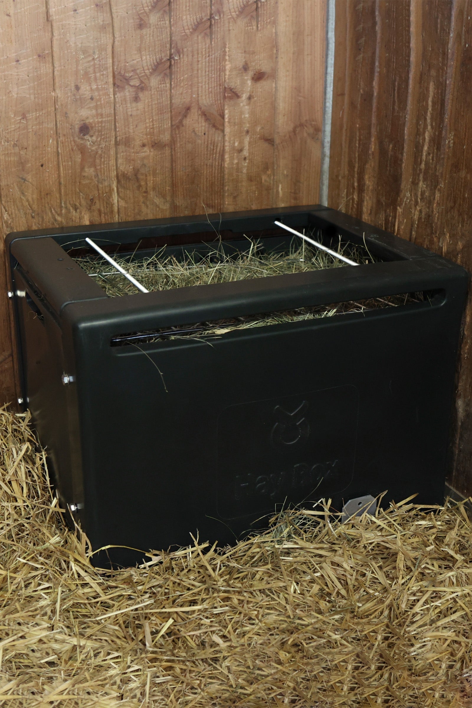 Kerbl Futterraufe Heubox, grün – Pferdefütterung – horze