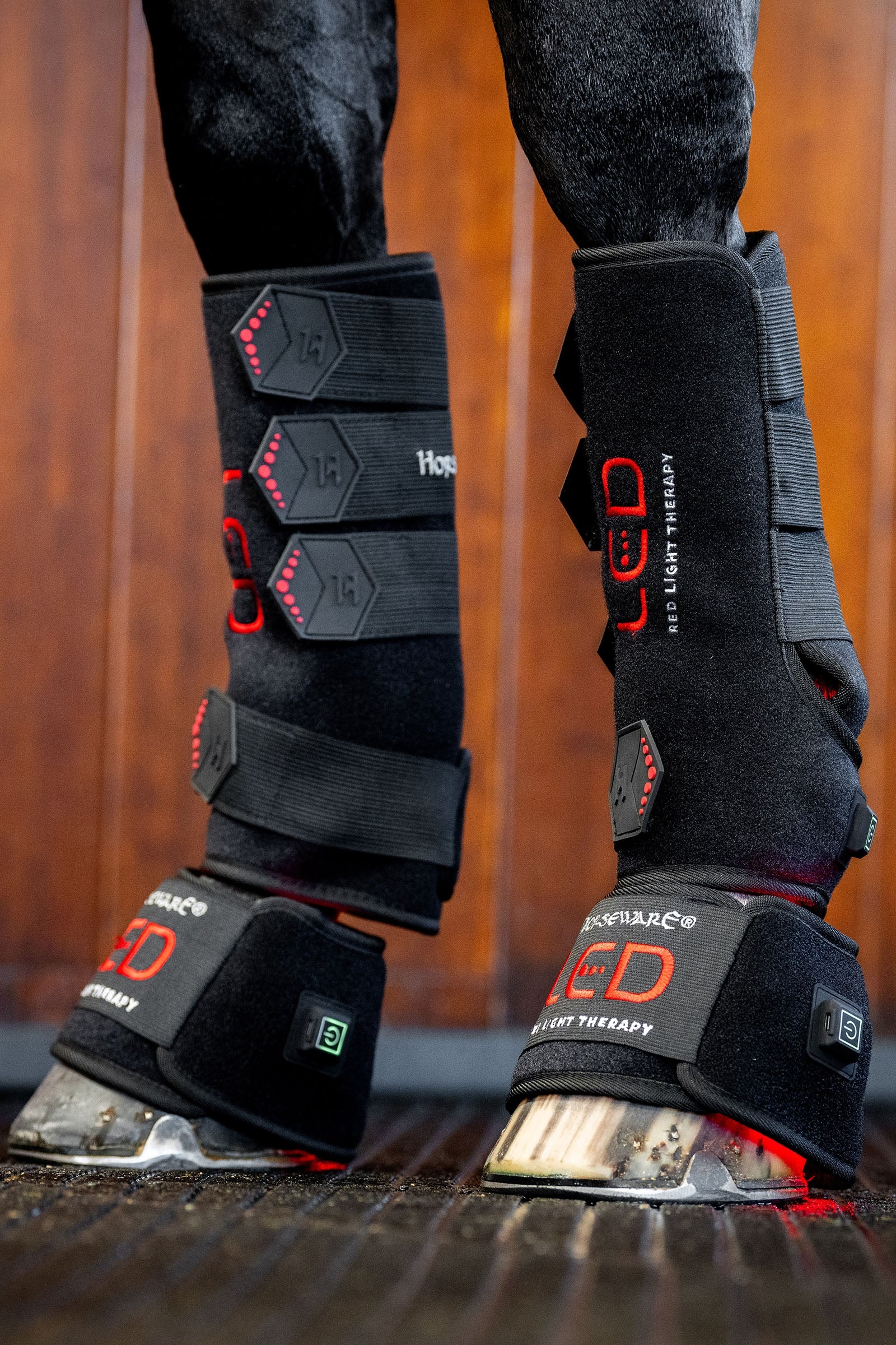 Horseware LED Red Light Therapy Leg Wrap (1 pc.) Leg Protection & Hoof Protection for Horses