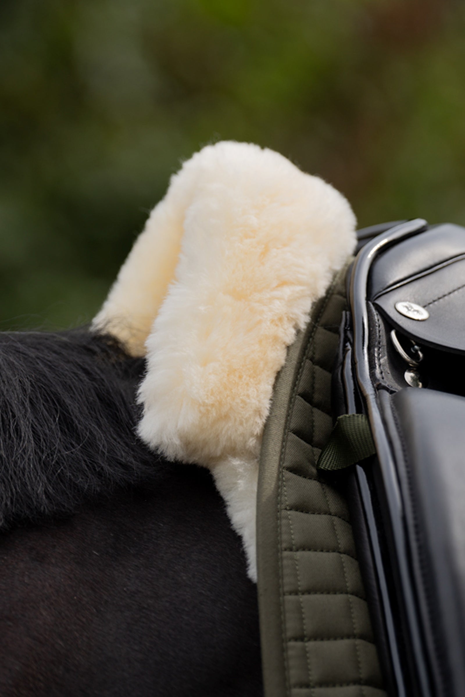 Kavalkade Lambskin Half Pad With Inside Pockets Saddle Pads
