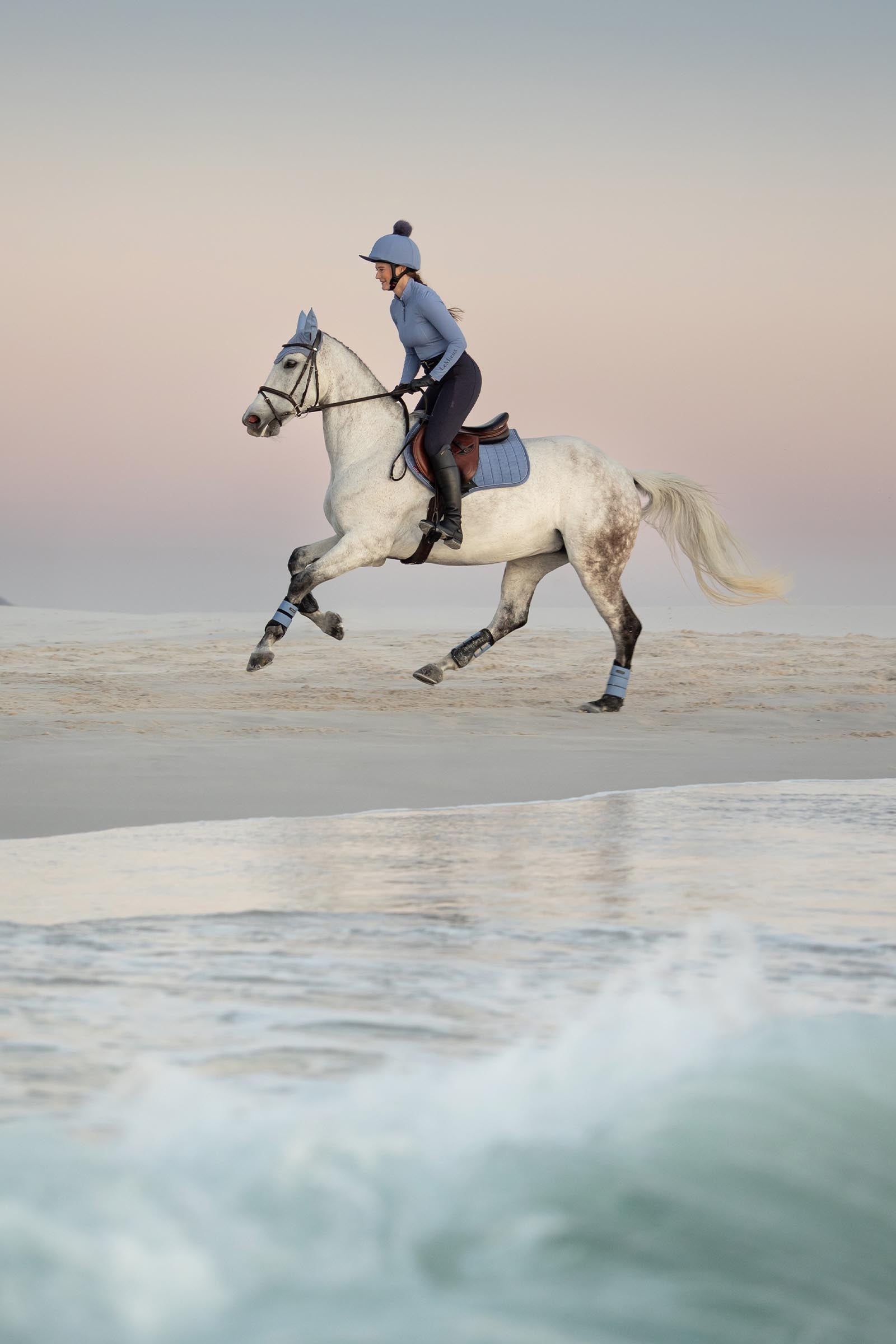 LeMieux Lemieux Suede Close Contact Square Saddle Pad Saddle Pads