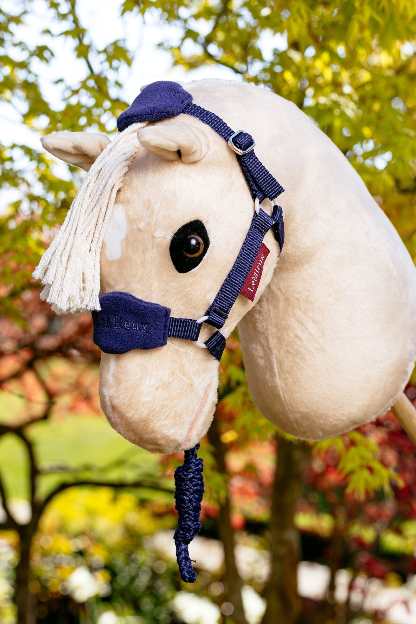 LeMieux Hobby Horse Vogue Headcollar & Leadrope Toys