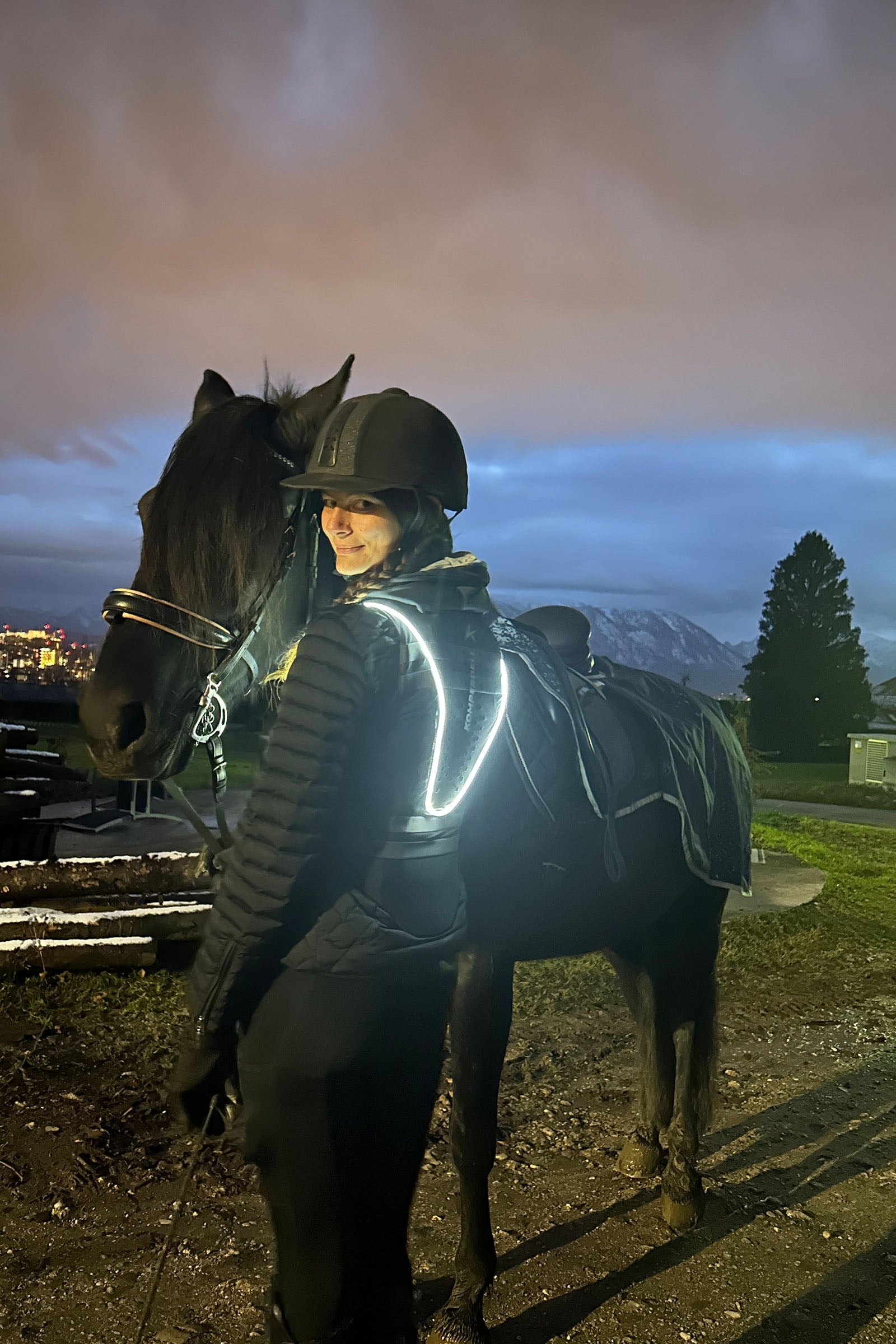 Komperdell Ballistic High Visibility FlexFit Back Protector, reversible Safety Equipment