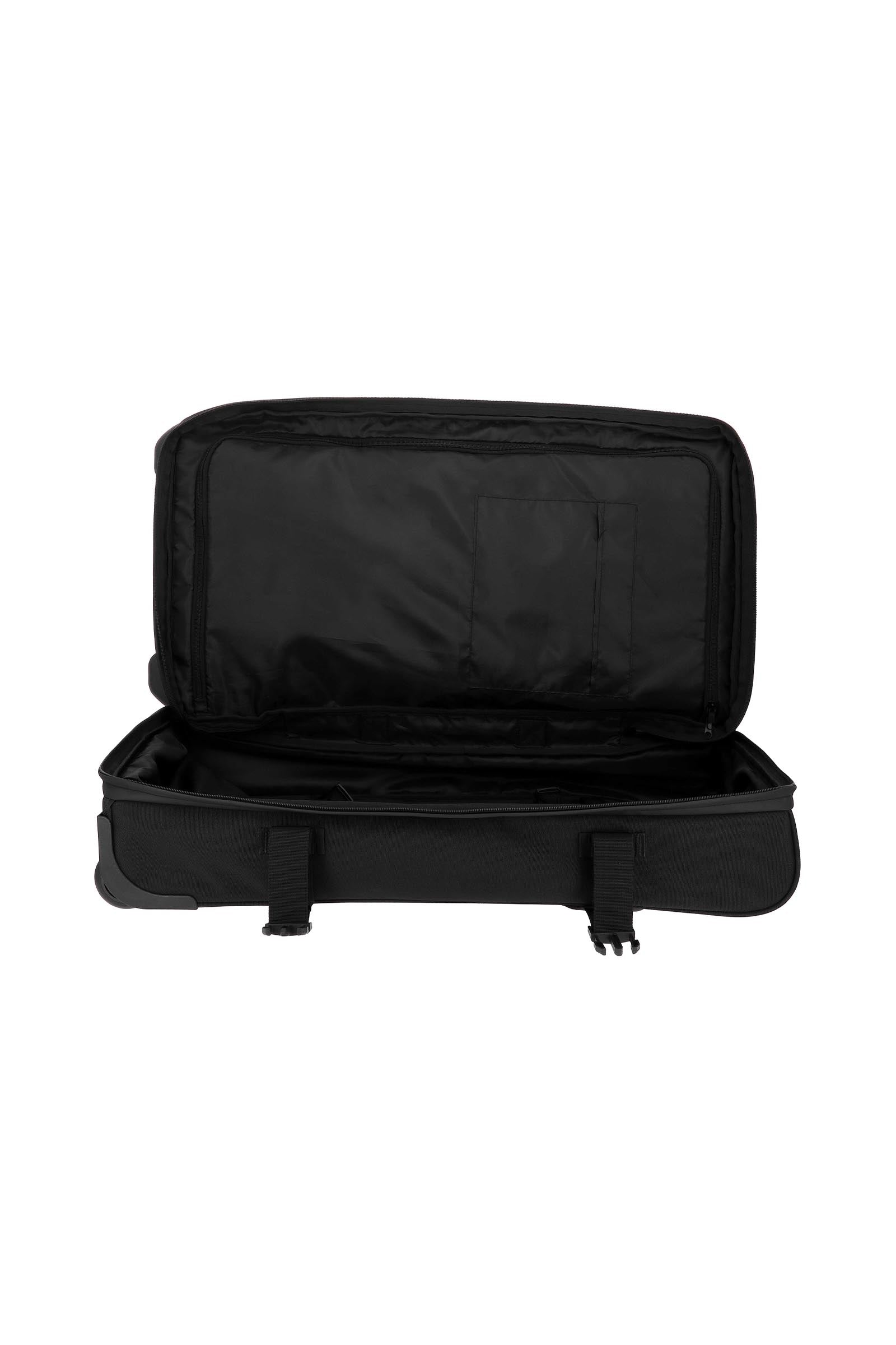 Pack shot 4