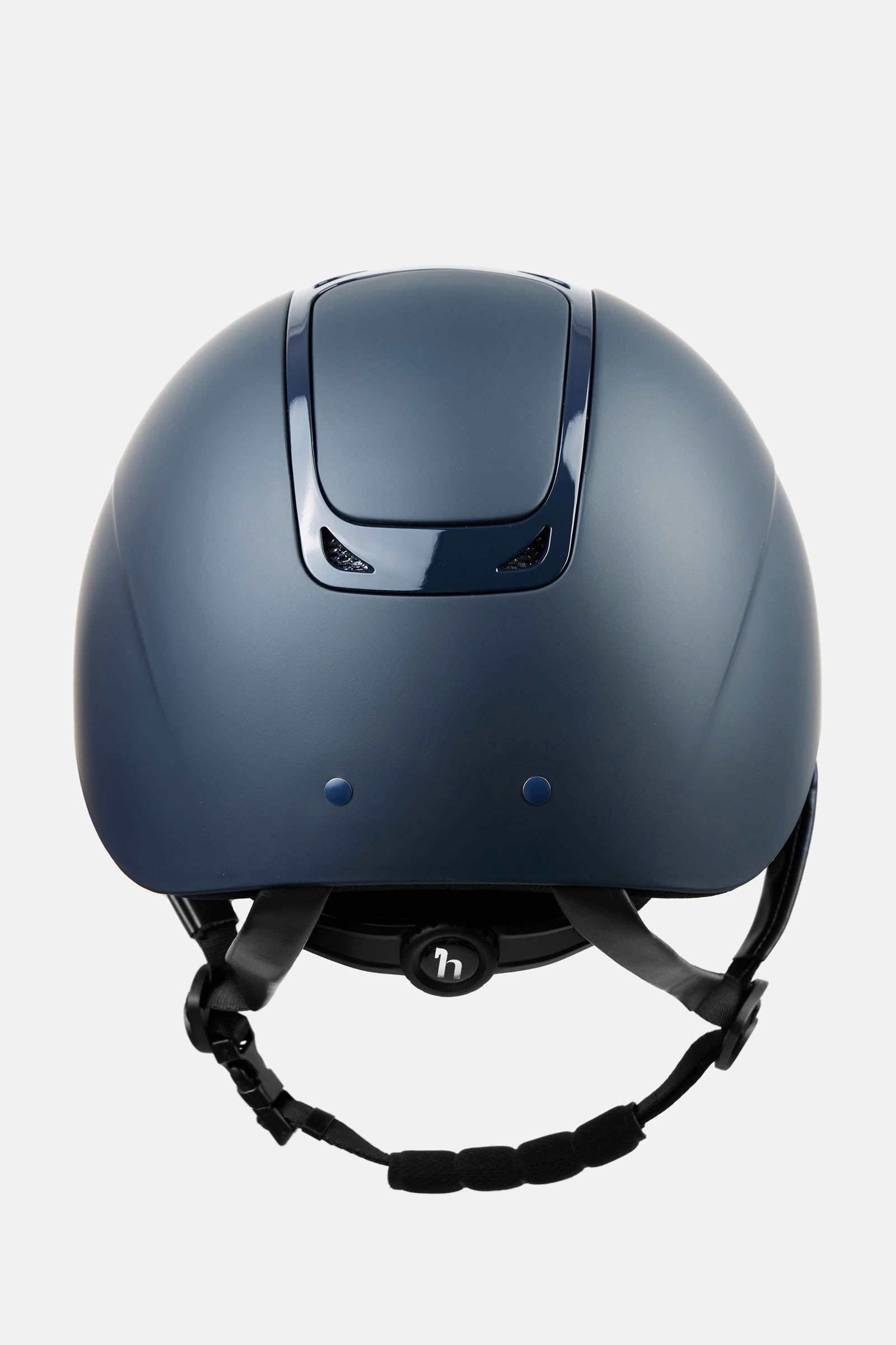 Pack shot 3