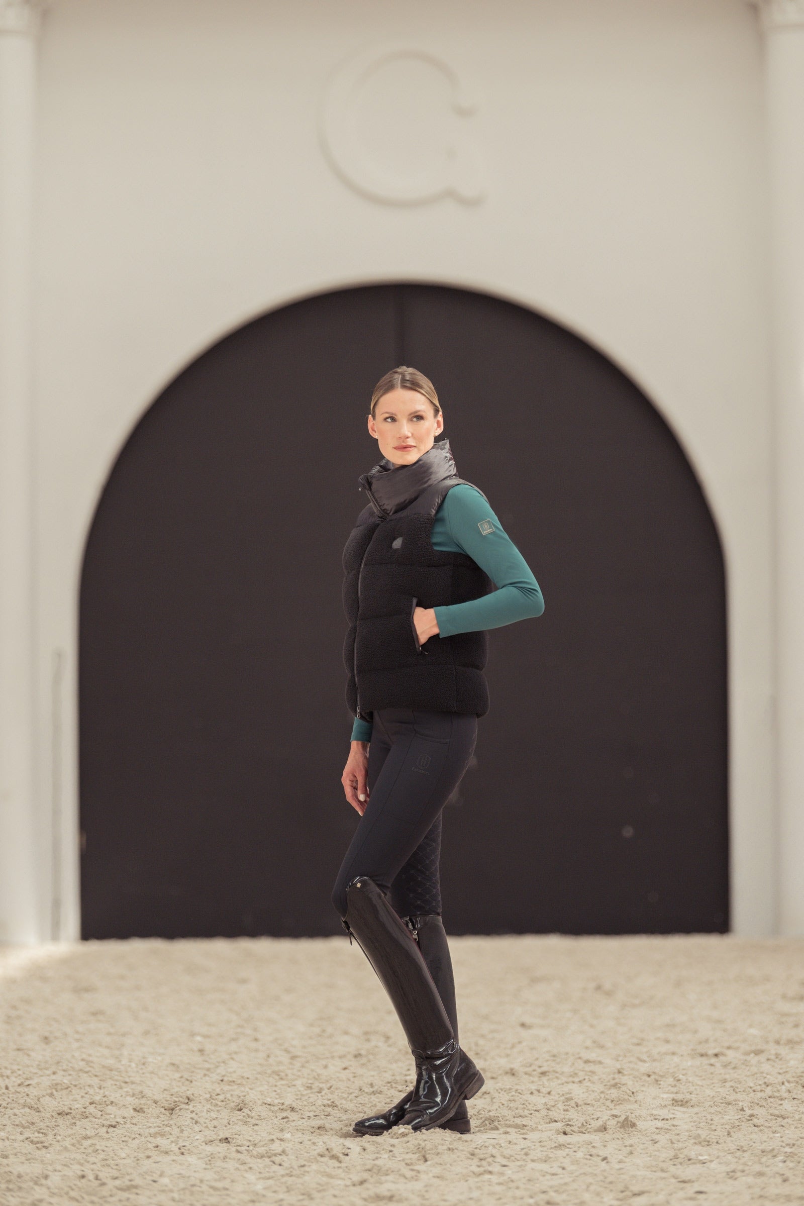 Eskadron Fanatics AW24 Quilted Teddy Fleece Waistcoat Women’s Riding Clothing