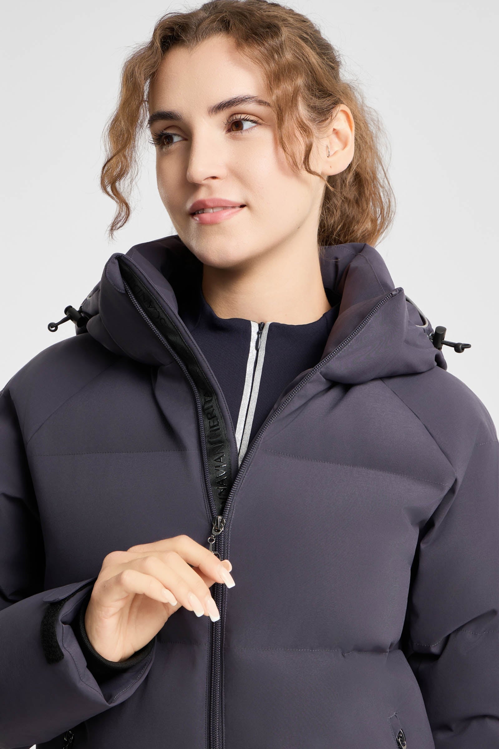 Model shot 4