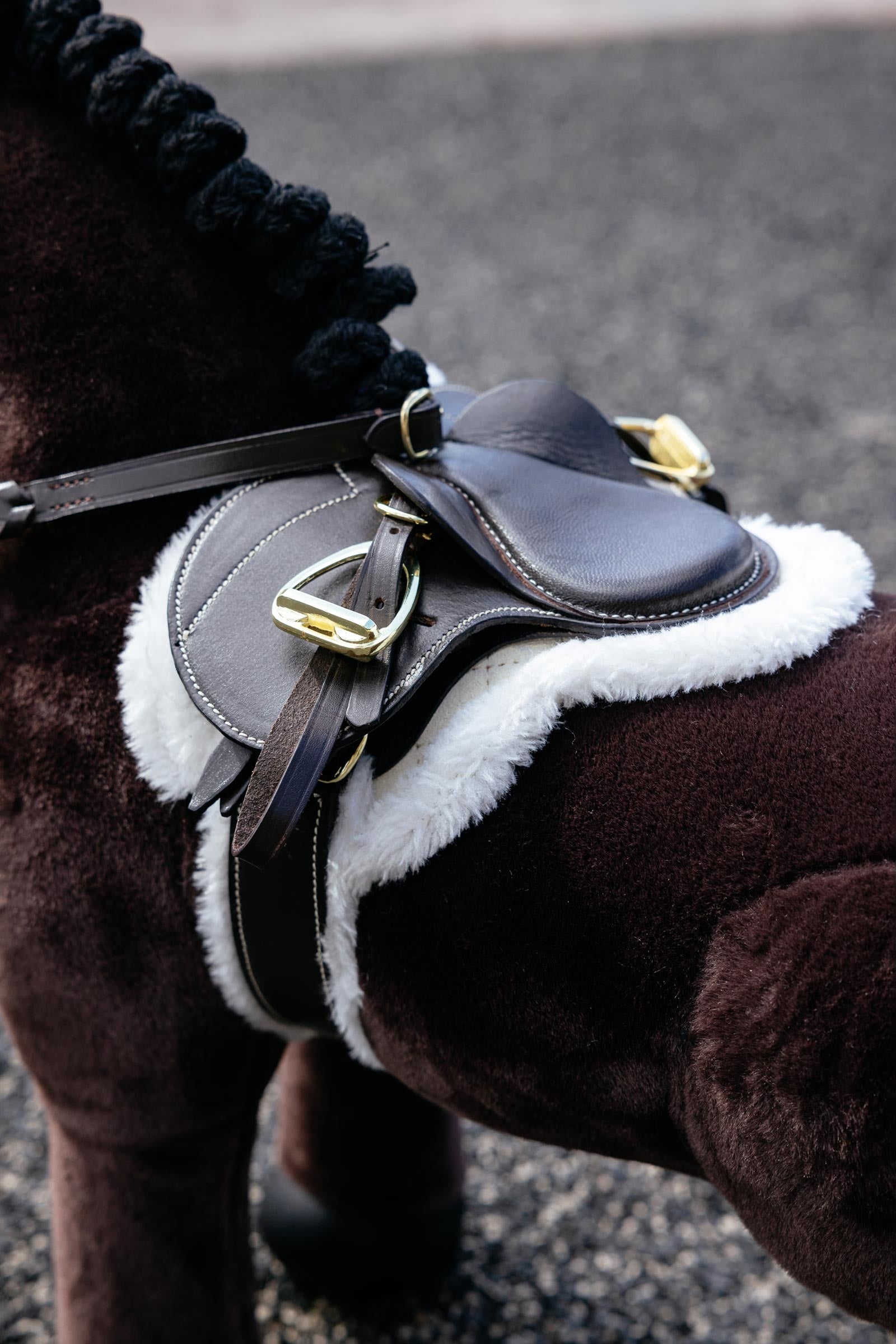 LeMieux Hunter Saddle Pad & Girth For Toy Pony Gifts & Toys