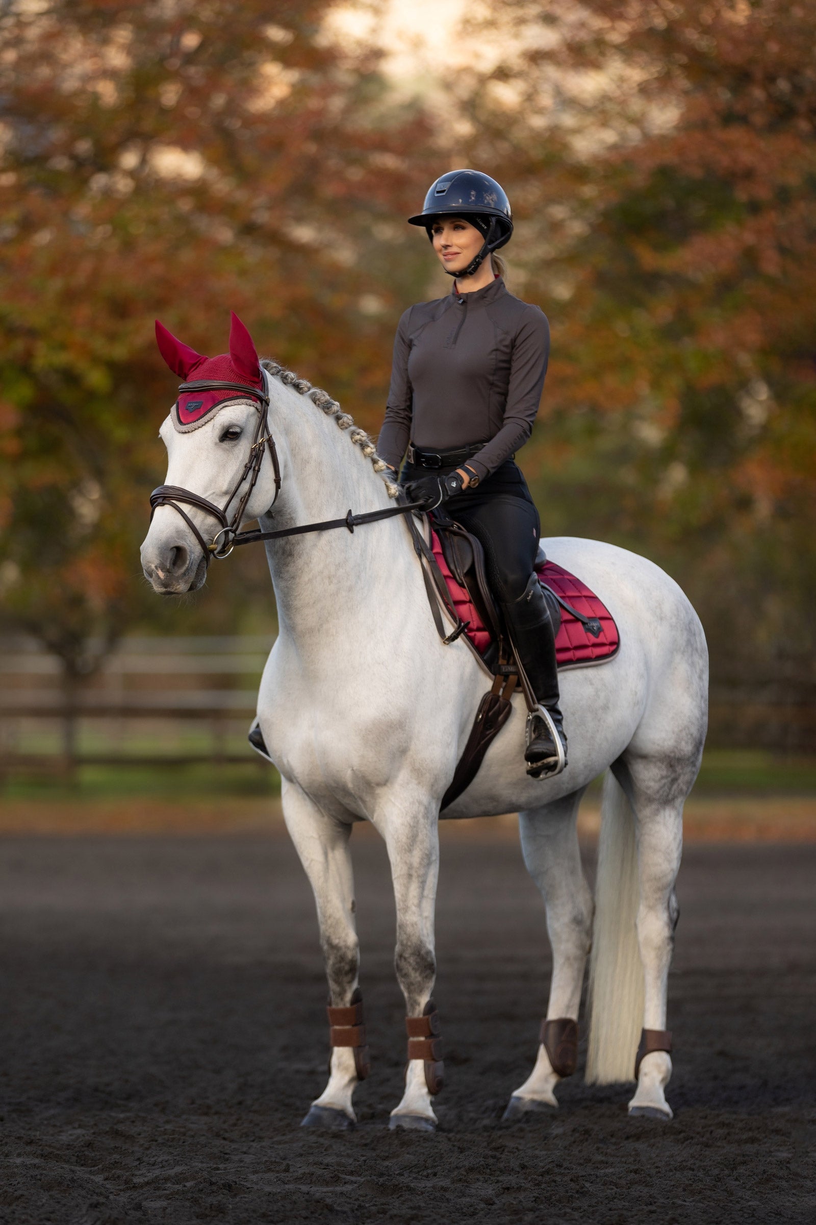 LeMieux Loire Classic Square Close Contact Saddle Pad Saddle Pads