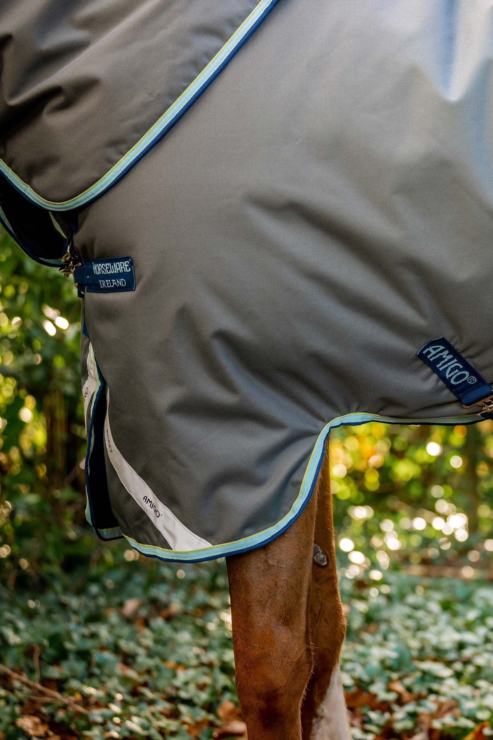 Horseware Amigo Bravo 12 Plus Turnout Rug With Detachable Neck, 400g Horse Rugs