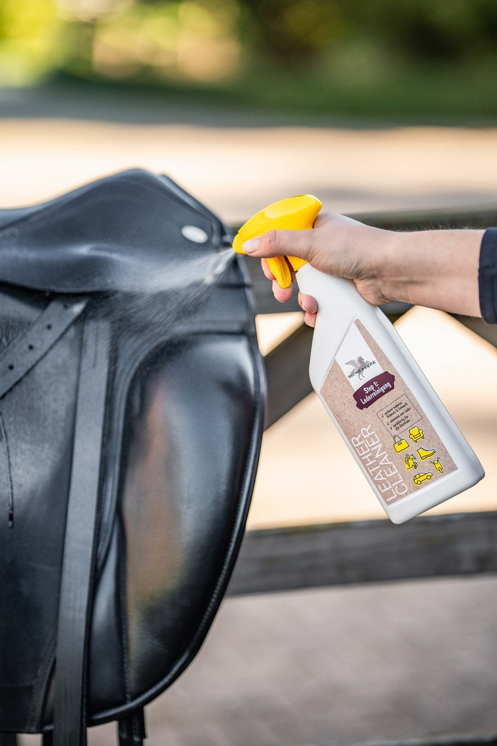 Bense & Eicke Leather Cleaner Step 1 (500ml) Horse Health Care