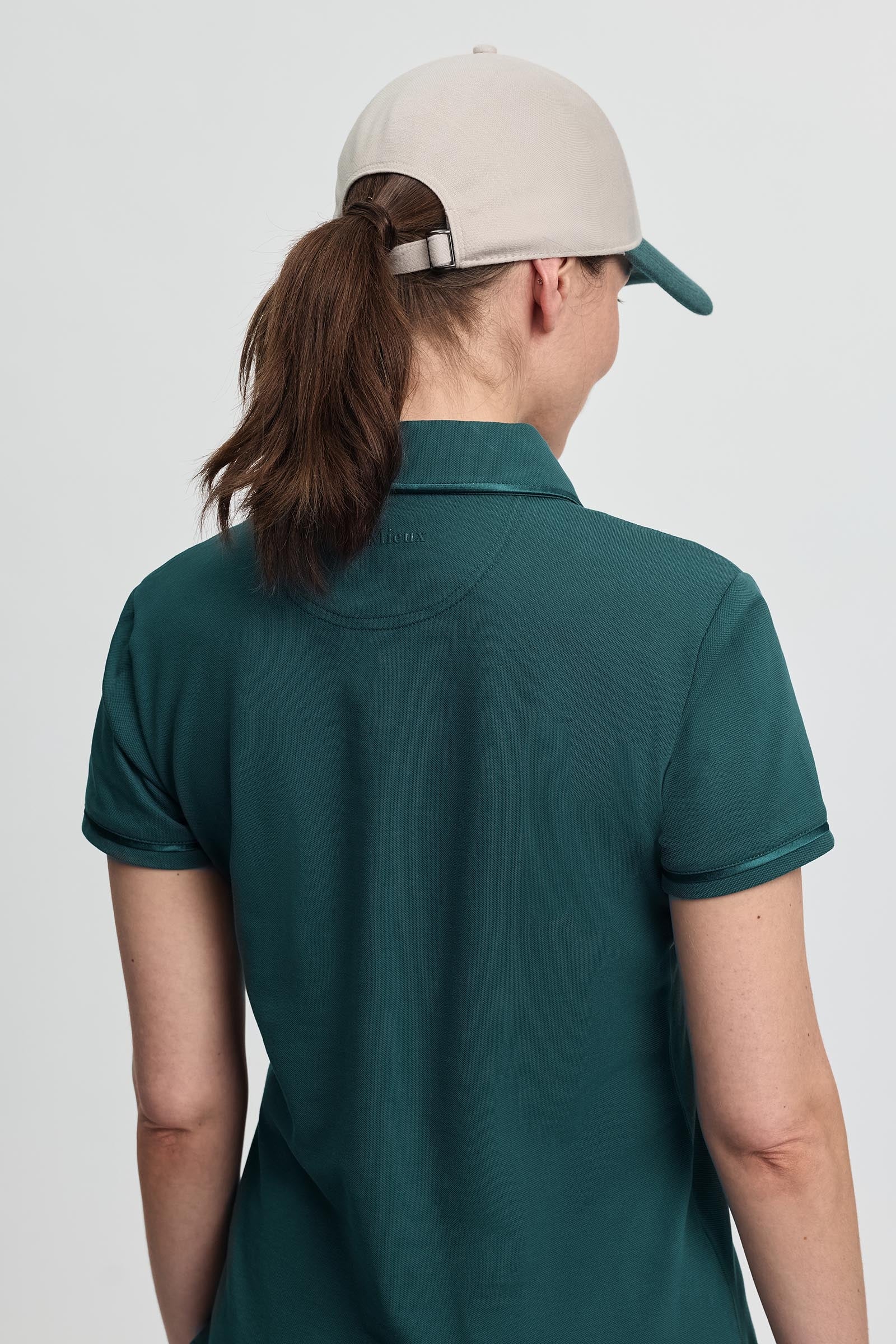 Model shot 4