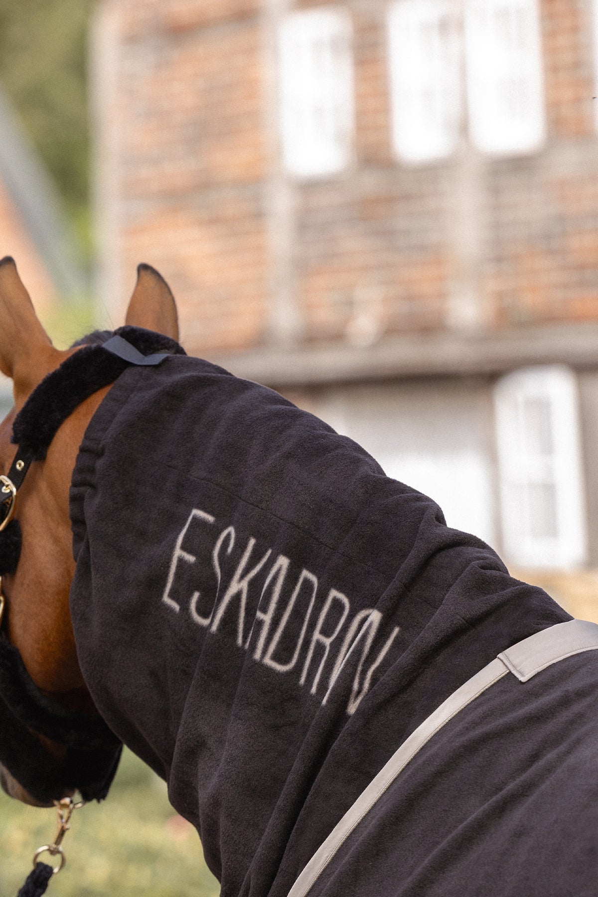Eskadron Heritage 26/27 Fleece Zip-neck Shawl Horse Rugs