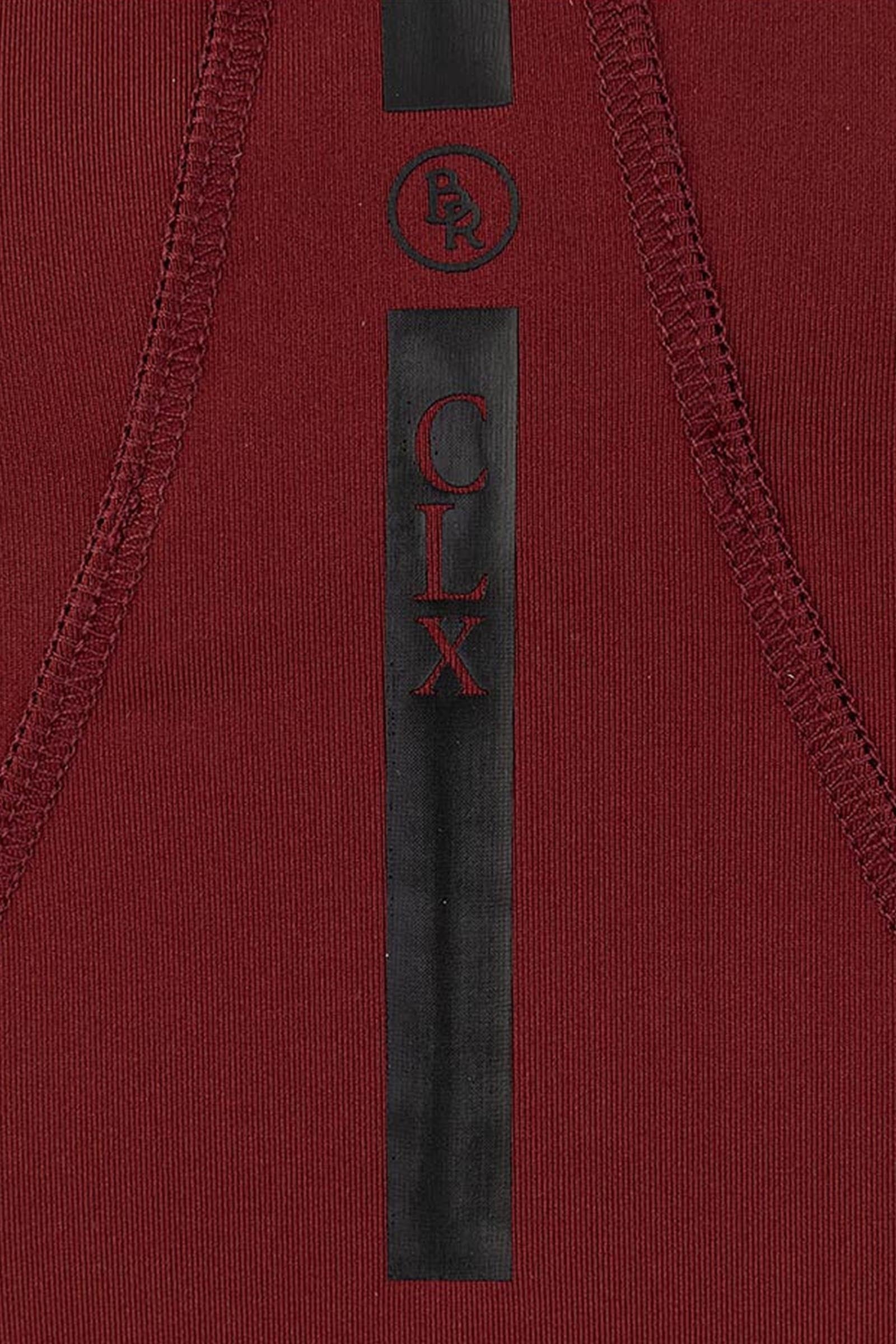Pack shot 3
