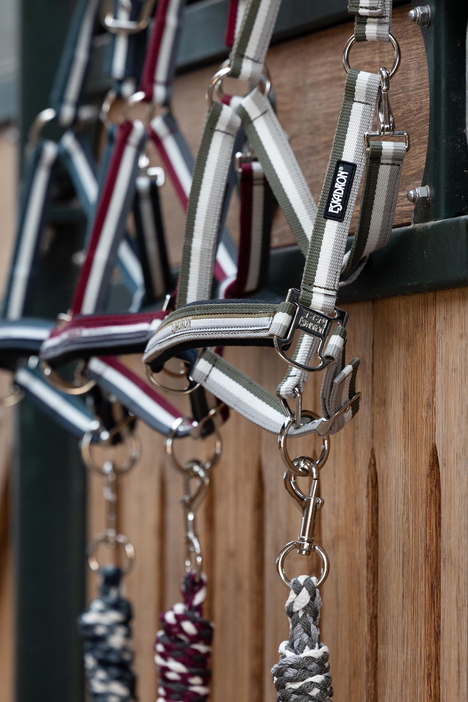 Eskadron Halter Pin Buckle Halters & Leads