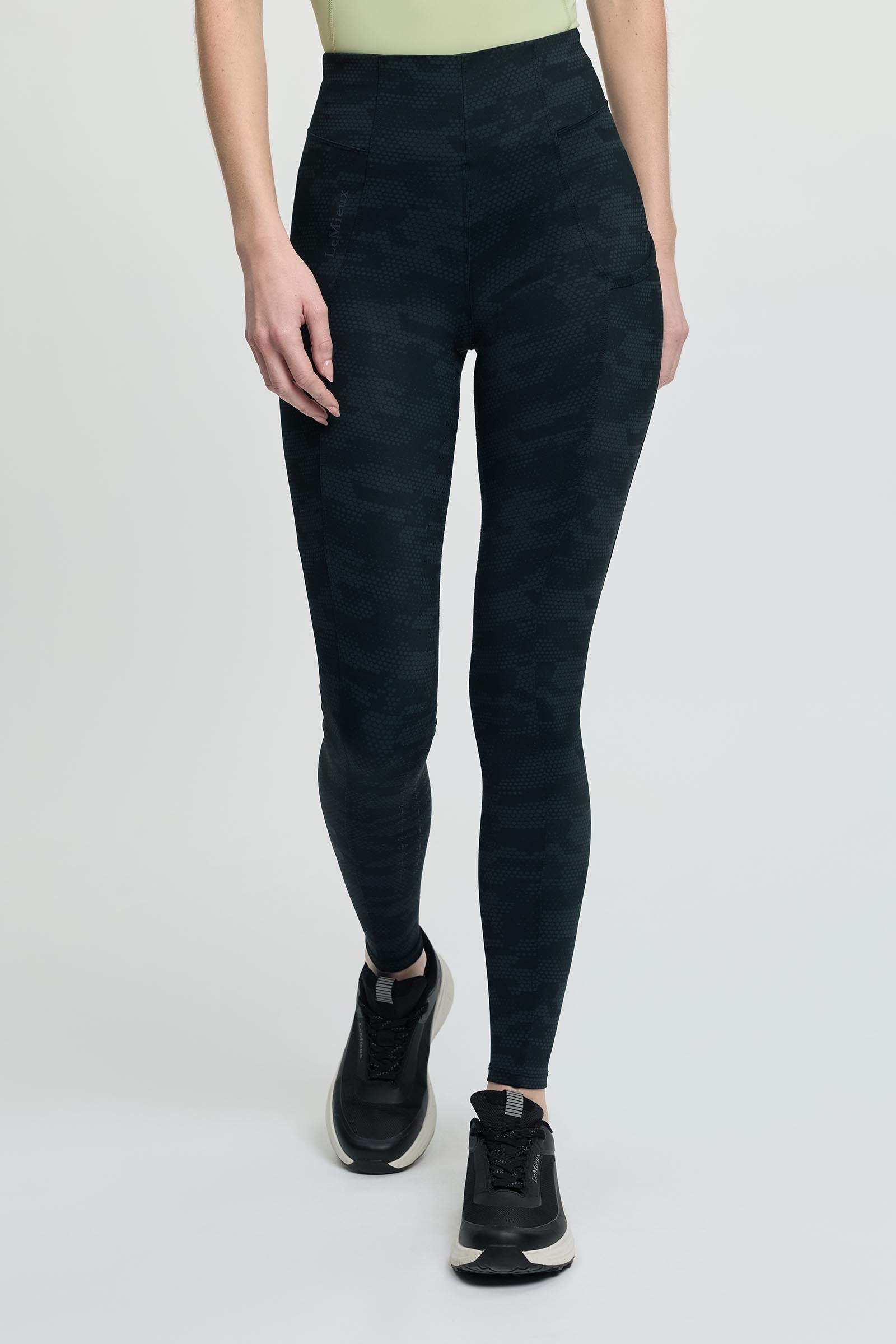 LeMieux Naomi Women´s Pull On Breeches Womens Breeches