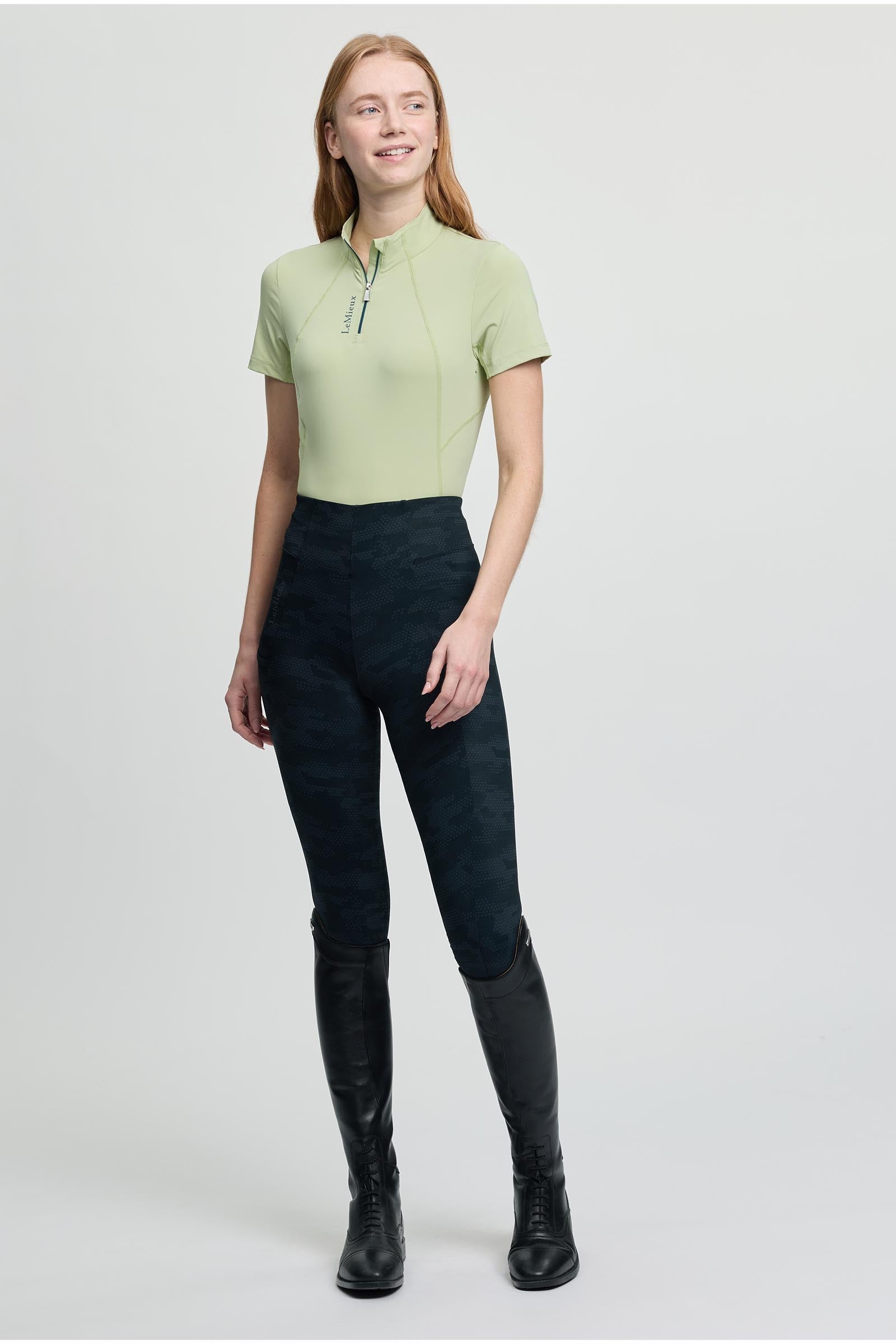 Model shot 7
