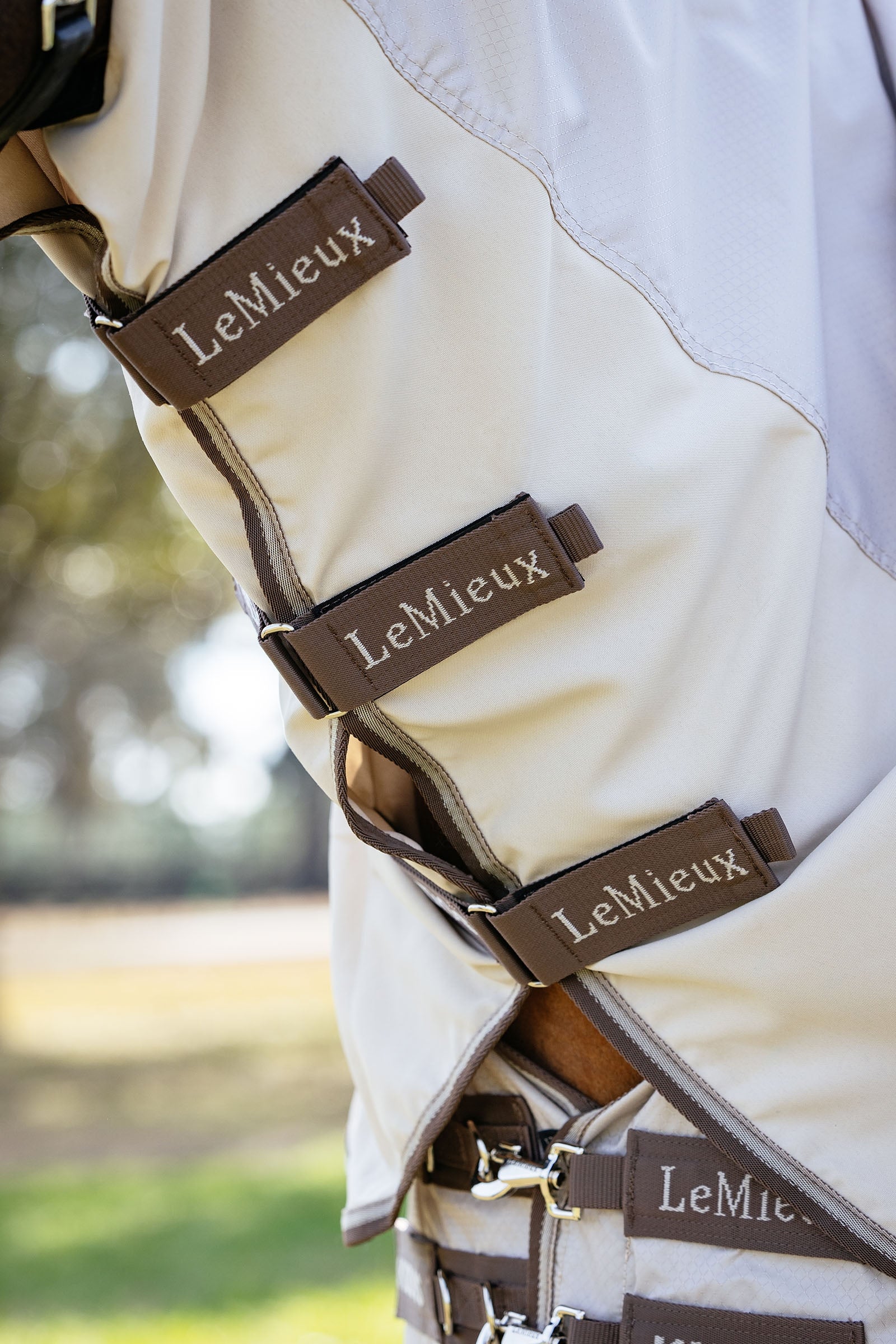 LeMieux Kudos Shower Pro Sweet Itch Rug With Detachable Neck Horse Rugs