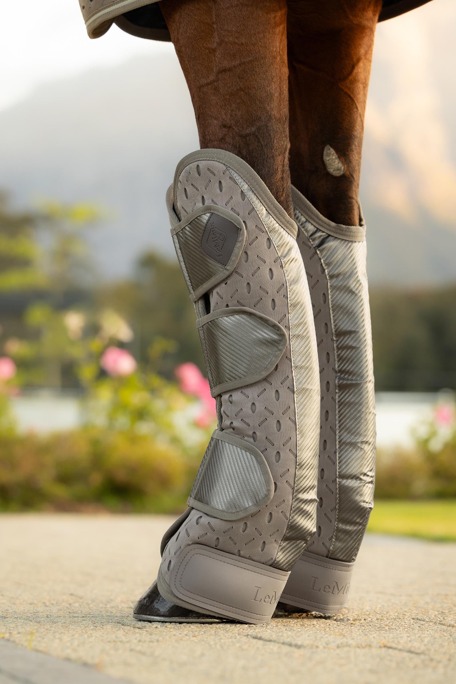 LeMieux Kudos 3D Mesh Travel Boots Leg & Hoof Protection